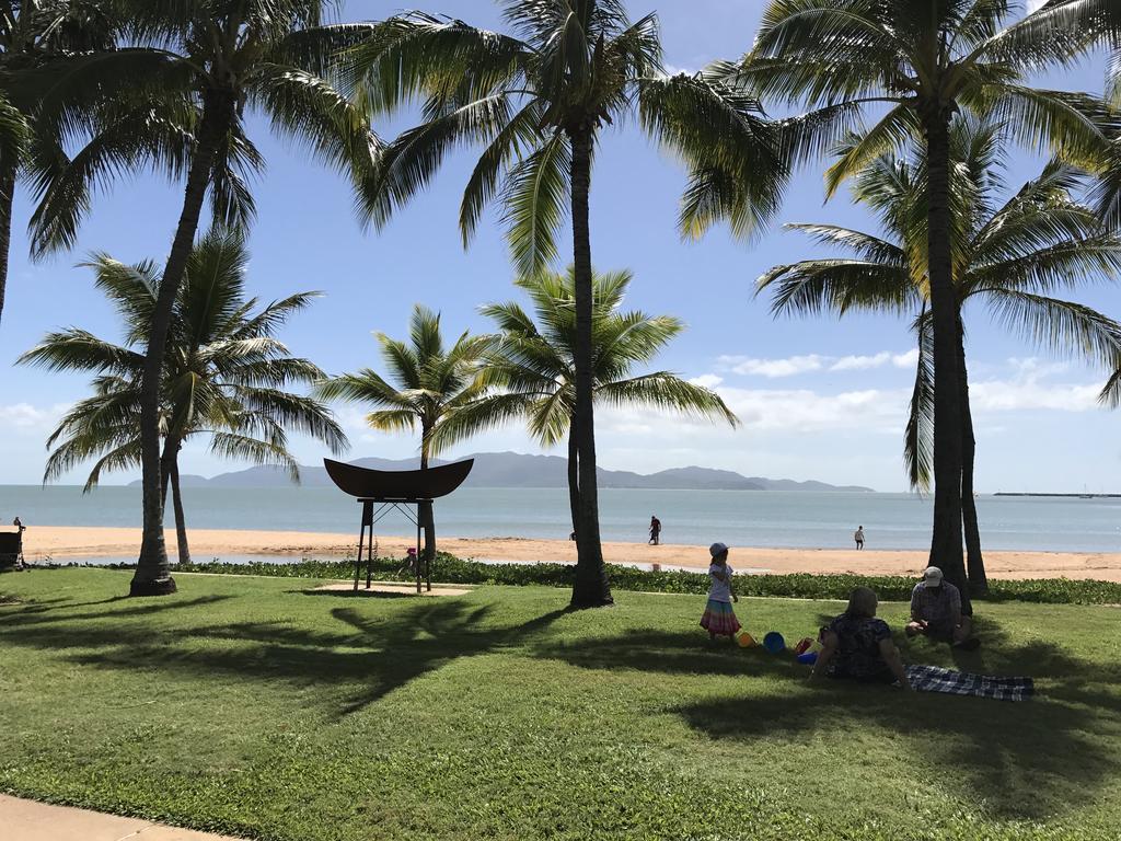 Yongala Lodge By The Strand Townsville Dış mekan fotoğraf